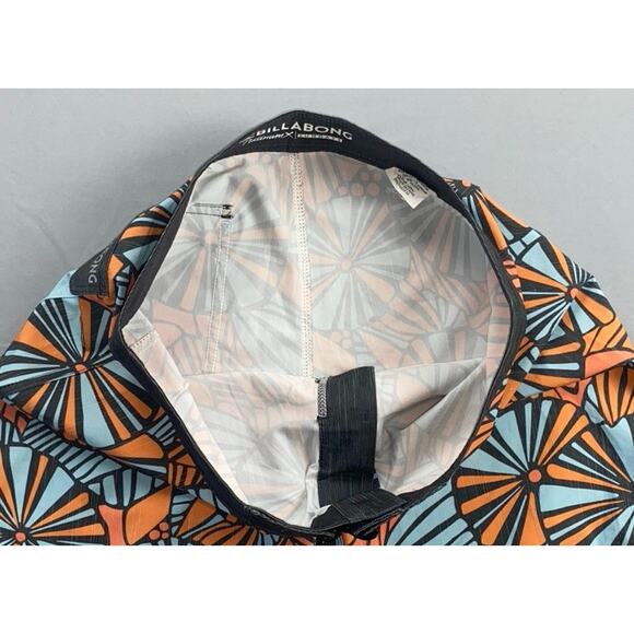 Billabong Platinum-X Sundays Quick Dry Board Shorts. Abstract Floral, Men's 32. - Picture 3 of 5